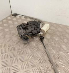Serrure avant droit VOLKSWAGEN POLO 5