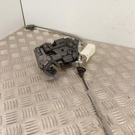 Serrure avant droit VOLKSWAGEN POLO 5