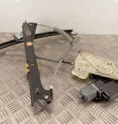Leve vitre electrique avant gauche VOLKSWAGEN POLO 5 Photo n°4