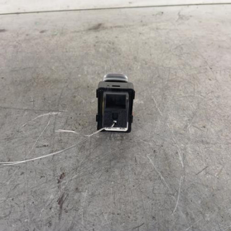 Interrupteur de leve vitre arriere droit AUDI A3 3