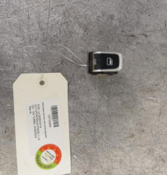 Interrupteur de leve vitre arriere gauche AUDI A3 3 Photo n°1