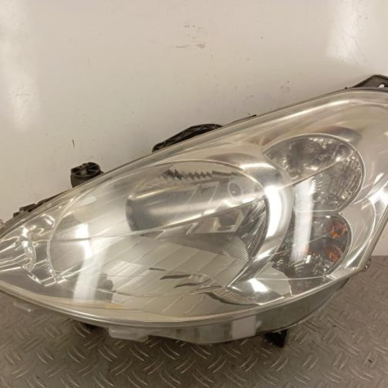 Optique avant principal gauche (feux)(phare) PEUGEOT PARTNER 2