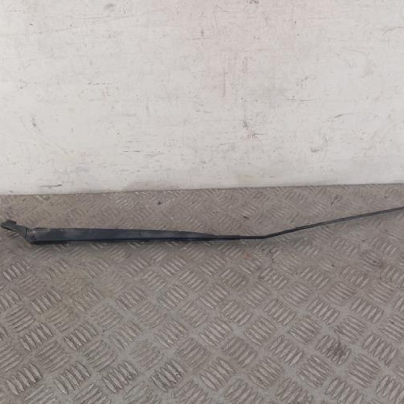 Bras essuie glace avant droit RENAULT CLIO 3