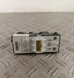 Interrupteur de leve vitre avant gauche KIA CEE-D 3