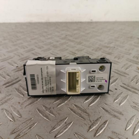 Interrupteur de leve vitre avant gauche KIA CEE-D 3