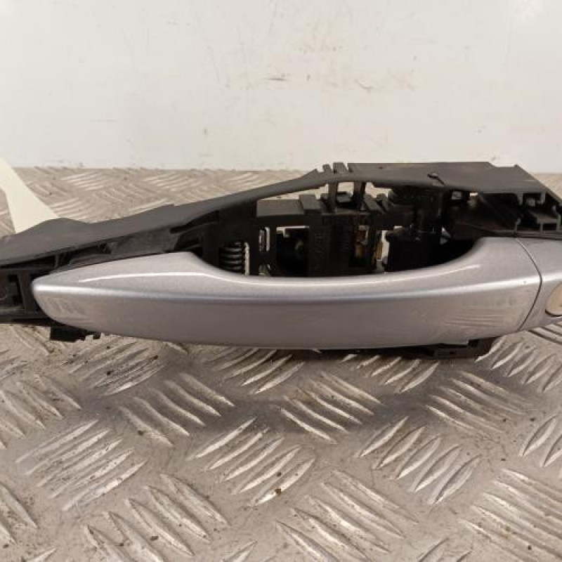 Poignee porte avant gauche OPEL VIVARO 3 Poignee porte avant gauche OPEL VIVARO 3