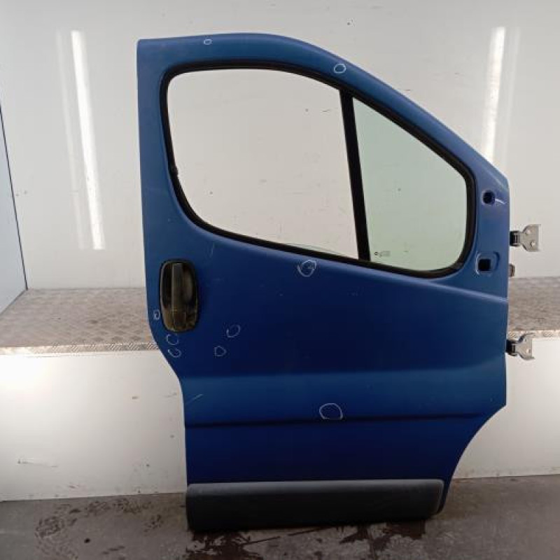 Porte avant droit OPEL VIVARO 1