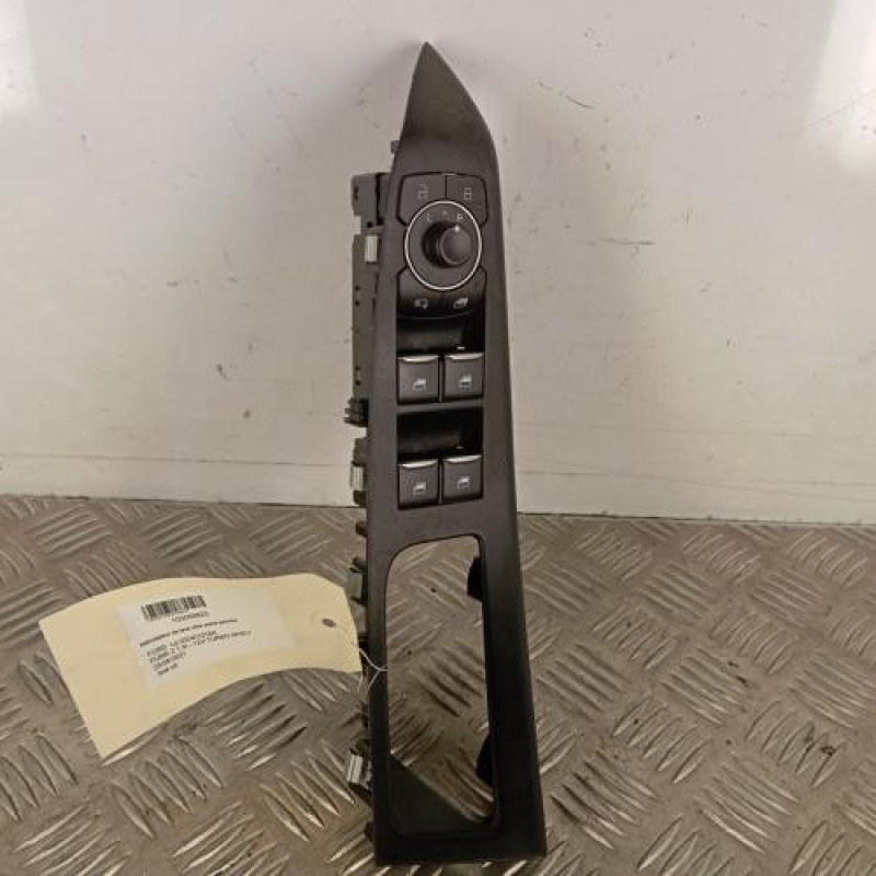 Interrupteur de leve vitre avant gauche FORD PUMA 2