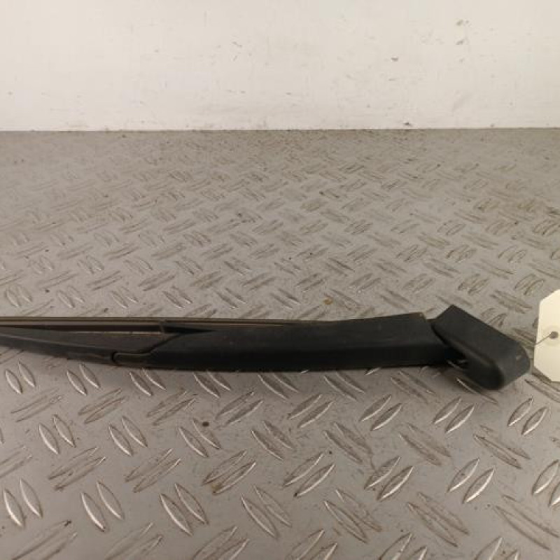 Bras essuie glace arriere RENAULT SCENIC 3 Bras essuie glace arriere RENAULT SCENIC 3