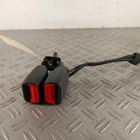 Attache ceinture arriere gauche KIA SPORTAGE 3 Photo n°1