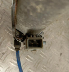 Leve vitre electrique avant droit PEUGEOT 406 Photo n°3