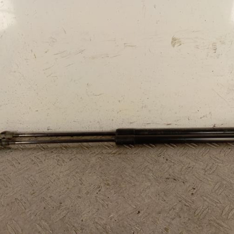 Verin de coffre NISSAN QASHQAI 1 Verin de coffre NISSAN QASHQAI 1