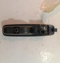 Interrupteur de leve vitre arriere droit RENAULT MEGANE 4
