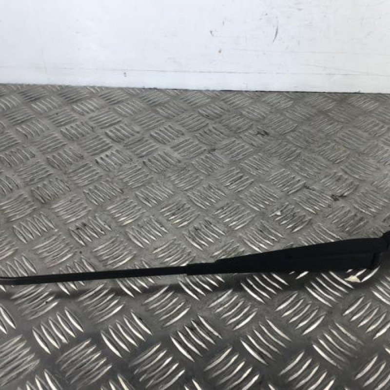 Bras essuie glace avant gauche FORD PUMA 2 Bras essuie glace avant gauche FORD PUMA 2