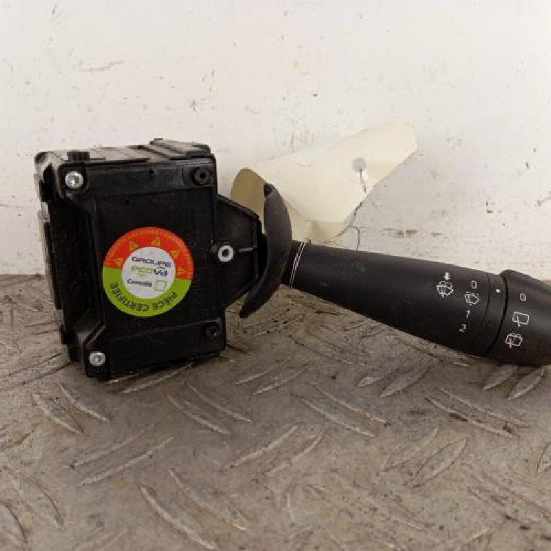 Commodo d'essuie glaces RENAULT CLIO 4 Commodo d'essuie glaces RENAULT CLIO 4