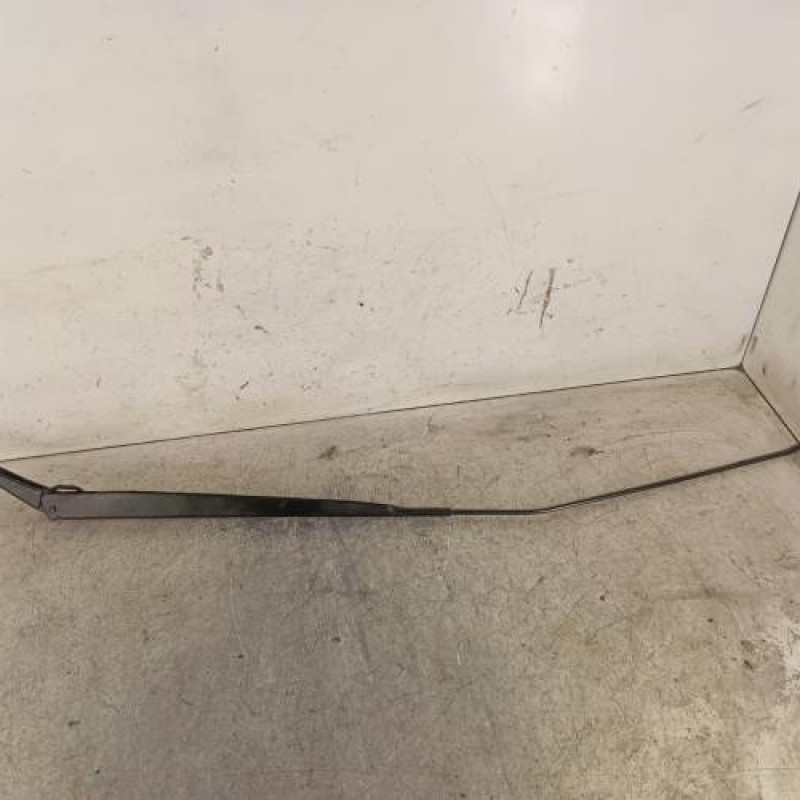 Bras essuie glace avant droit RENAULT LAGUNA 3