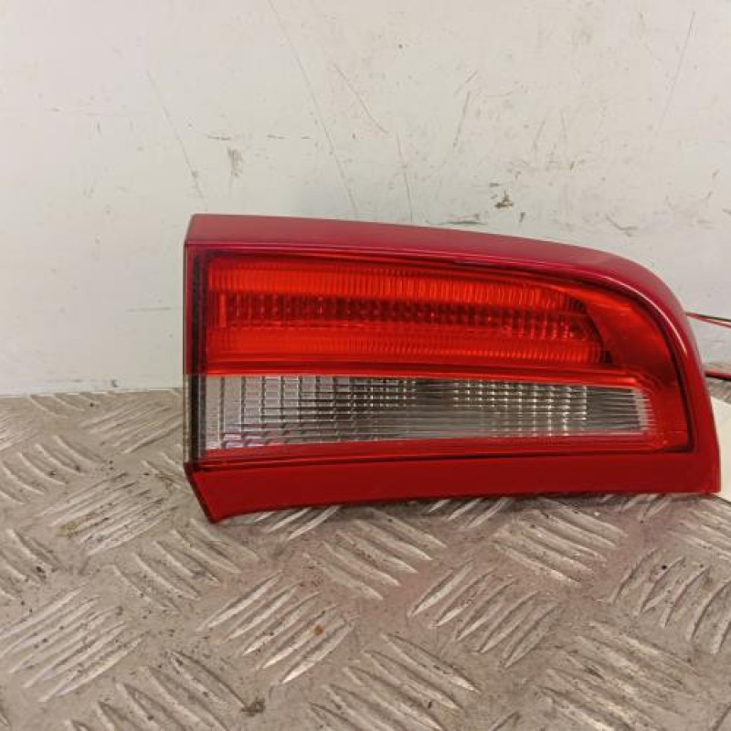 Feu arriere secondaire gauche (feux) VOLVO S 60 2 Feu arriere secondaire gauche (feux) VOLVO S 60 2