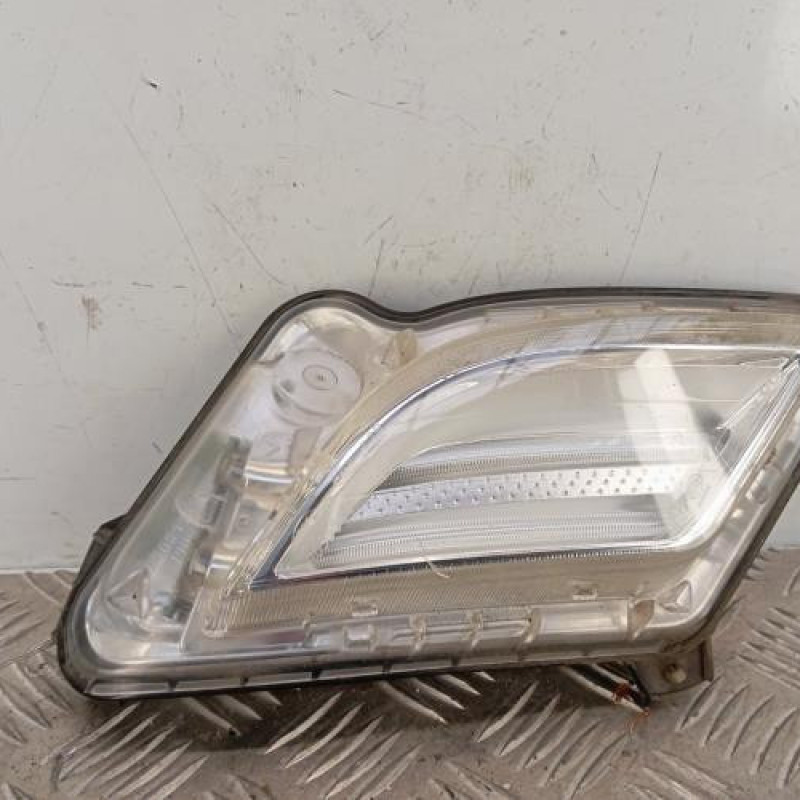 Feu diurne avant droit VOLVO S 60 2 Feu diurne avant droit VOLVO S 60 2