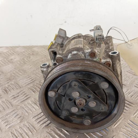 Compresseur clim RENAULT CLIO 3 Photo n°1