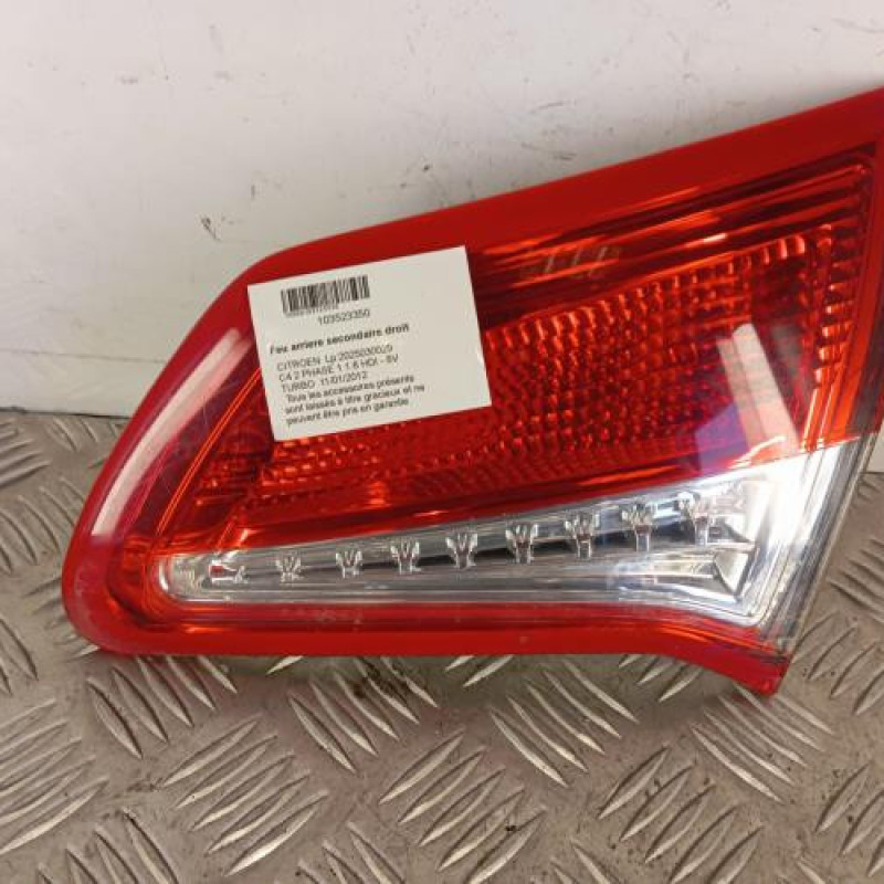 Feu arriere secondaire droit (feux) CITROEN C4 2