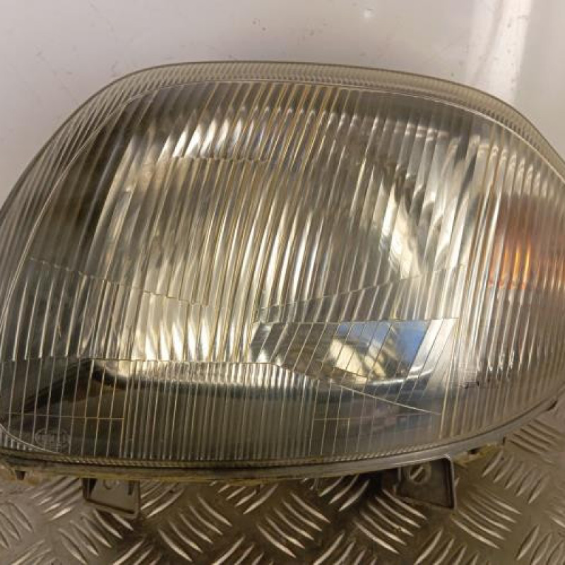 Optique avant principal gauche (feux)(phare) RENAULT CLIO 2
