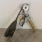 Attache ceinture avant gauche RENAULT CLIO 2