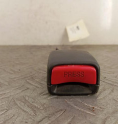Attache ceinture avant droit TOYOTA YARIS 1 Photo n°1