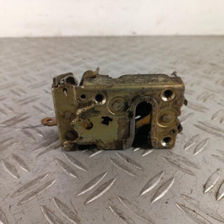 Serrure arriere droit PEUGEOT 205 Photo n°1