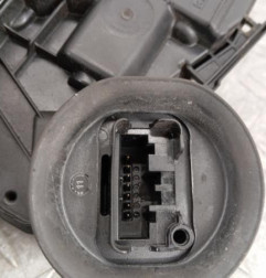 Serrure arriere droit VOLKSWAGEN GOLF 6 Photo n°4