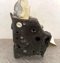 Serrure arriere droit VOLKSWAGEN PASSAT 5 Photo n°1