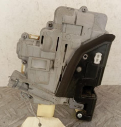 Serrure avant droit VOLKSWAGEN PASSAT 5