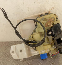 Serrure avant droit VOLKSWAGEN POLO 4