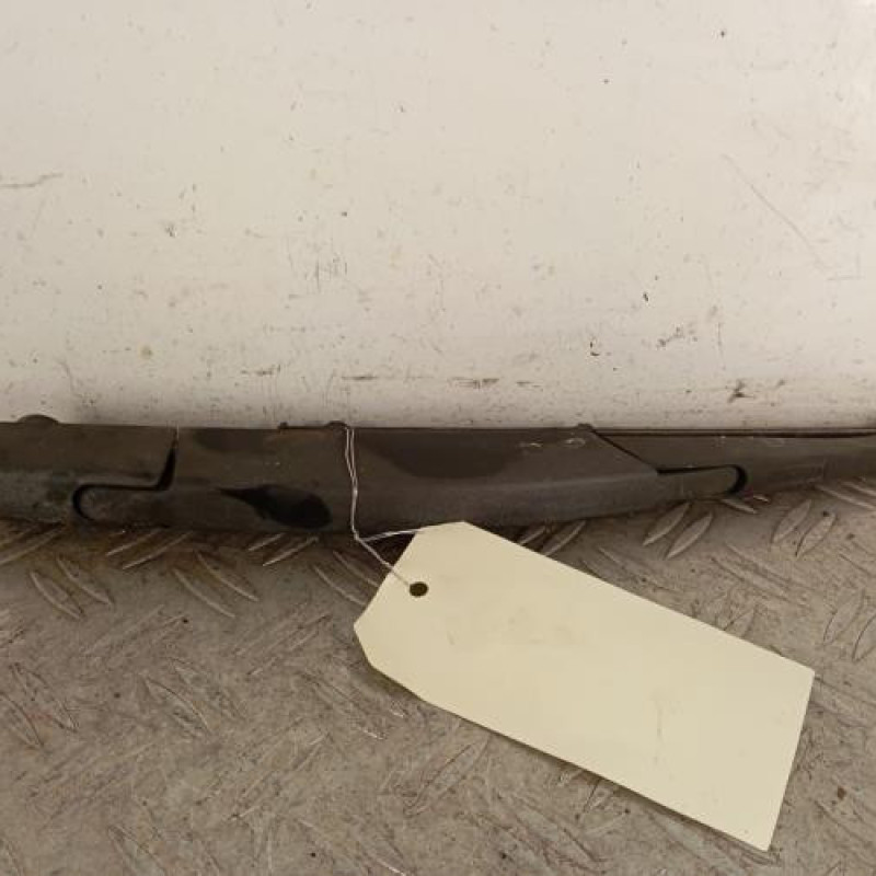 Bras essuie glace arriere CITROEN C4 CACTUS Bras essuie glace arriere CITROEN C4 CACTUS