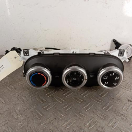 Commande chauffage FIAT 500L Photo n°1