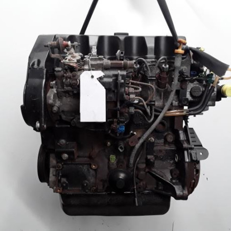 Moteur CITROEN SAXO Photo n°1