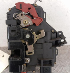 Serrure arriere gauche AUDI A4 2
