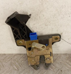 Serrure de coffre AUDI A4 2