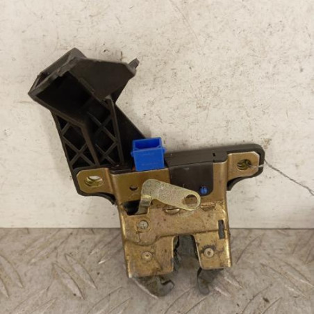 Serrure de coffre AUDI A4 2