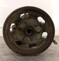 Pompe de direction RENAULT CLIO 2 Photo n°4