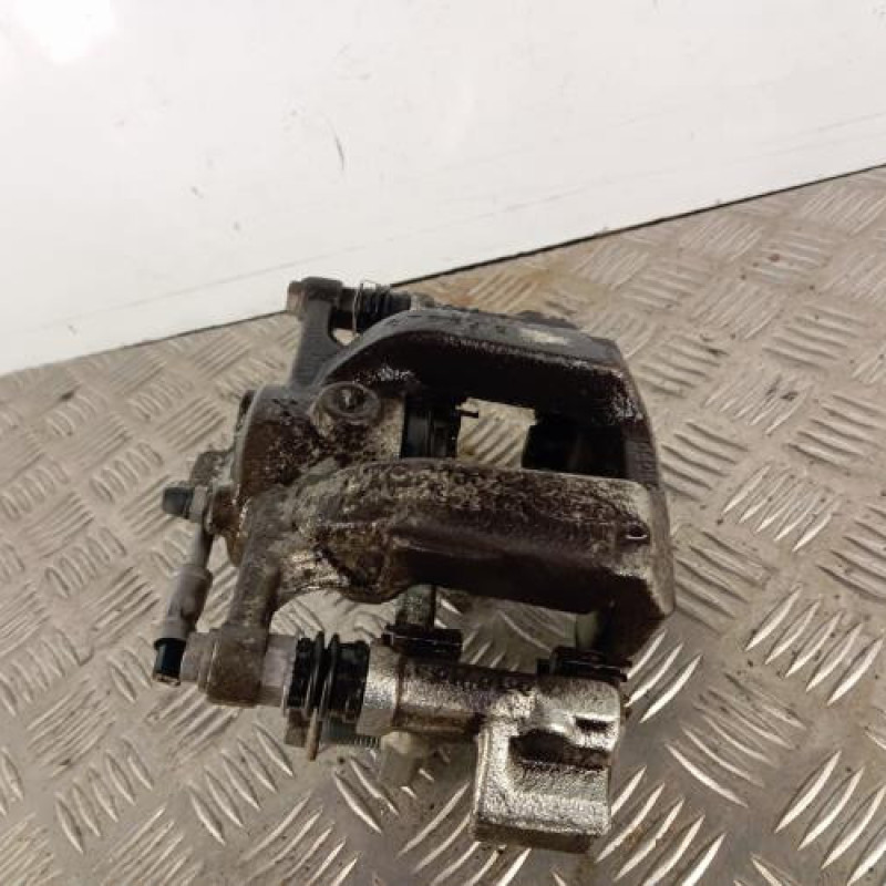 Etrier avant droit (freinage) FORD PUMA 2