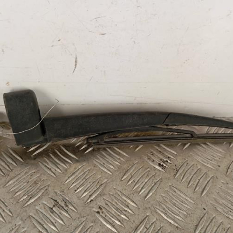 Bras essuie glace arriere PEUGEOT 308 2 Bras essuie glace arriere PEUGEOT 308 2