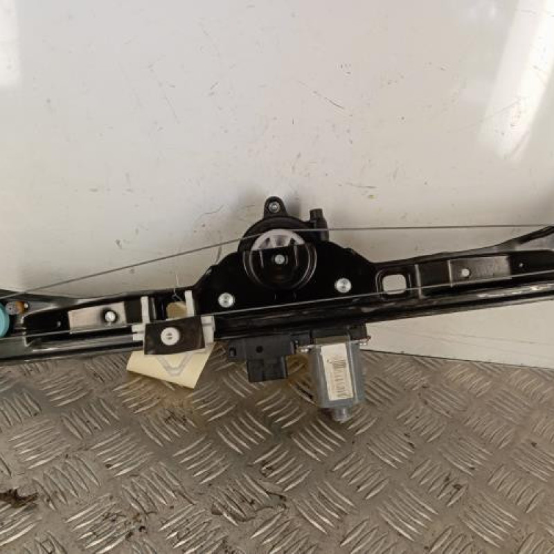 Leve vitre electrique avant droit FIAT QUBO
