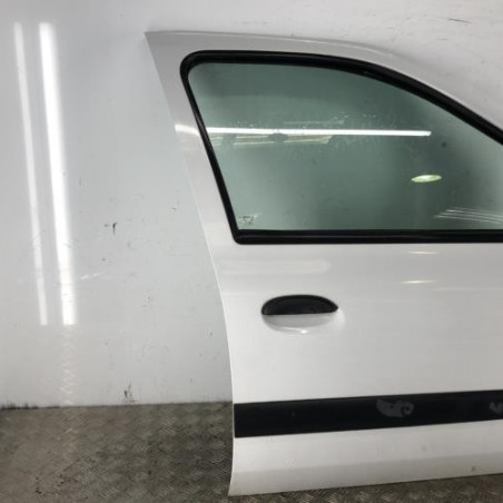 Porte avant droit RENAULT CLIO 2 CAMPUS