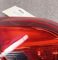 Feu arriere secondaire gauche (feux) OPEL CORSA E