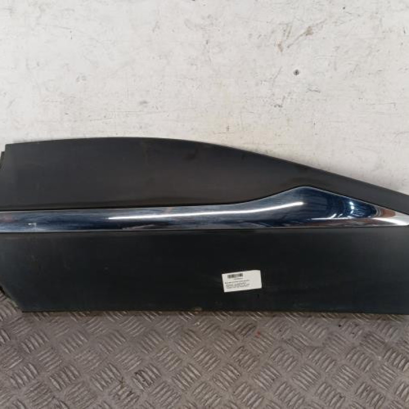 Baguette de porte arriere gauche RENAULT CAPTUR 1 Baguette de porte arriere gauche RENAULT CAPTUR 1