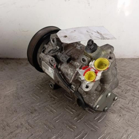 Compresseur clim RENAULT CAPTUR 1