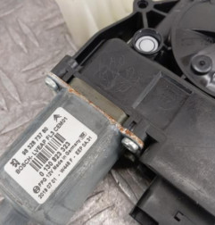 Leve vitre electrique avant gauche CITROEN C4 CACTUS Photo n°4