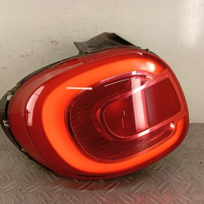 Feu arriere principal gauche (feux) FIAT 500L
