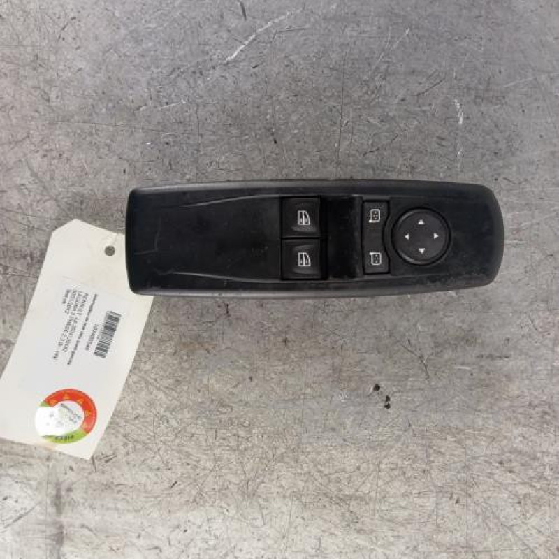 Interrupteur de leve vitre avant gauche RENAULT LAGUNA 3