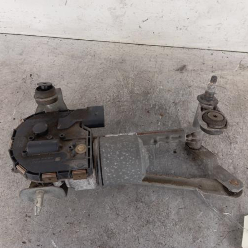 Moteur essuie glace avant droit SEAT ALTEA